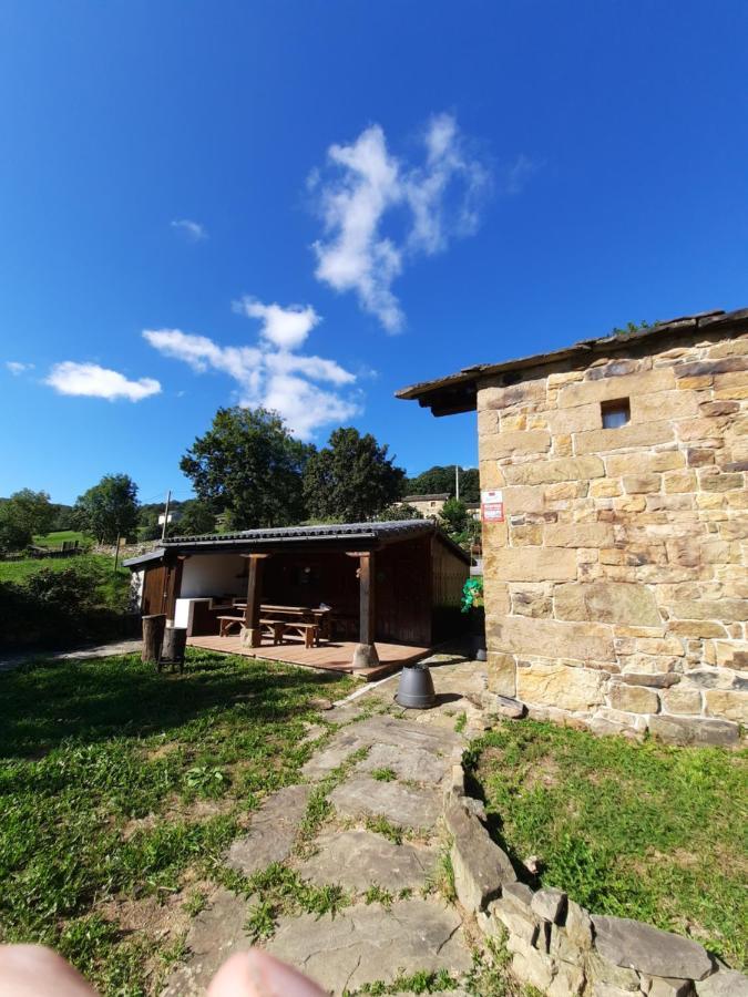 Cabana Pasiega La Quemada San Pedro Del Romeral المظهر الخارجي الصورة